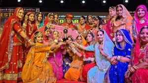 Bikaner:डॉ करणी सिंह स्टेडियम में संभाग स्तरीय घूमर महोत्सव-2025 आयोजित