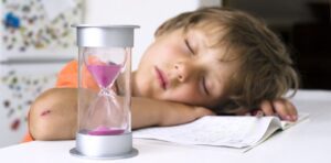 Why You Sometimes Wake Up Energised After Little Sleep: New 01 Research Reveals the Truth Behind ‘False Morning Alertness’