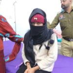 shocking crime news:68 दिन बाद लौट आई वो बेटी जिसे माता-पिता ने बांधकर नहर में फेंक दिया था, ज़िंदा मिलते ही पिता की रिहाई की मांग
