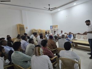विधायक सेवा केंद्र पर जनसुनवाई Shridungargarh विधायक ताराचंद सारस्वत ने लोगों की समस्याएं सुनीं, कई मामलों का मौके पर किया निस्तारण