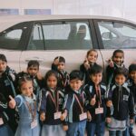 Mahesh School के नन्हे छात्रों का Kia–Nexa कार शोरूम पर शैक्षणिक भ्रमण