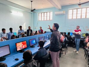 KKC PG महाविद्यालय में राजकीय उच्च माध्यमिक विद्यालय, भालेरी के विद्यार्थियों का शैक्षिक भ्रमण