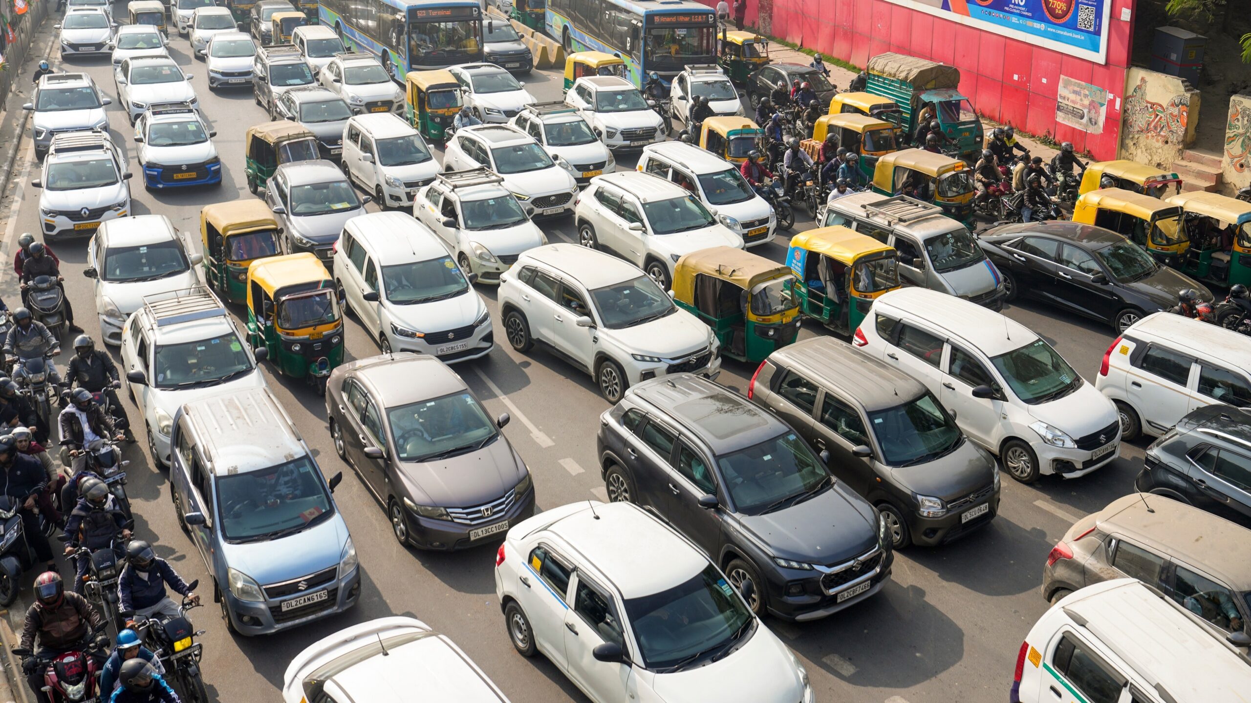 Delhi में सिर्फ BS-VI वाहनों की एंट्री, 18 दिसंबर से BS-4 और पुराने वाहनों पर पूरी तरह बैन