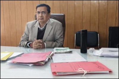 जयपुर: ACB की बड़ी कार्रवाई: कैश नहीं, iPhone 16 Pro लेते PHED के SE रंगे हाथों गिरफ्तार