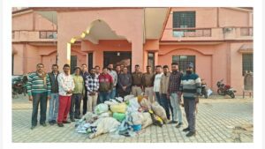 Shridungargarh में प्रशासन का छापा, 20 दुकानों से डेढ़ क्विंटल प्रतिबंधित प्लास्टिक जब्त