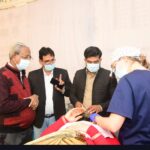 Momasar में निःशुल्क डेंटल कैंप, 81 छात्राओं व 62 ग्रामीणों की जांच