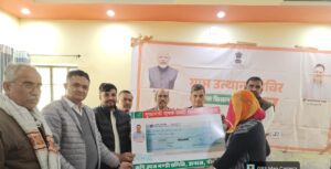 जिला कलेक्टर ने कानासर ग्राम उत्थान शिविर का निरीक्षण कर अधिकारियों को दिए निर्देश