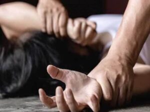 12वीं की छात्रा से गैंगरेप, Gujarat भागा आरोपी गिरफ्तार 