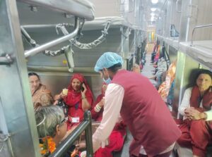 तिरुपति–पद्मावती दर्शन के लिए रवाना हुए 970 वरिष्ठ नागरिक, देवस्थान विभाग ने की निशुल्क व्यवस्था