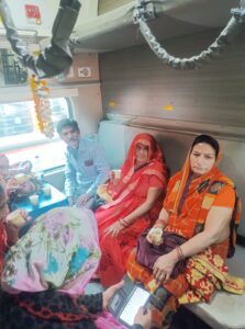 तिरुपति–पद्मावती दर्शन के लिए रवाना हुए 970 वरिष्ठ नागरिक, देवस्थान विभाग ने की निशुल्क व्यवस्था