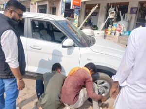 लूणकरणसर कालू रोड पर टूटे नाले बने हादसों का कारण, राहगीर हो रहे चोटिल
