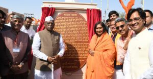 हरिभाऊ बागडे बोले – सनातन धर्म दुनिया का सबसे पुराना और समृद्ध धर्म, मूलवास-सीलवा में विराट हिंदू सभा आयोजित