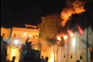 देशनोक में एफसीआई गोदाम में भीषण आग, 5 करोड़ की मूंगफली जलकर नष्ट