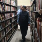 जिला कलेक्टर ने पुस्तकालय व संग्रहालय का किया निरीक्षण
