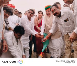 केंद्रीय मंत्री अर्जुन राम मेघवाल ने डेली तलाई में पीएचसी भवन एवं शिवनगर में 33/11 केवी जीएसएस का किया लोकार्पण