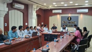 मानसून पूर्व तैयारियों को लेकर जिला कलेक्टर ने निगम व बीडीए अधिकारियों ली समीक्षा बैठक