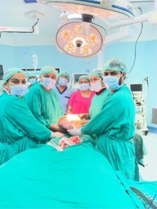 पीबीएम अस्पताल का बड़ा चिकित्सा कीर्तिमान: 5 घंटे की सर्जरी में महिला के पेट से निकाला 20 किलो का विशाल ओवेरियन ट्यूमर