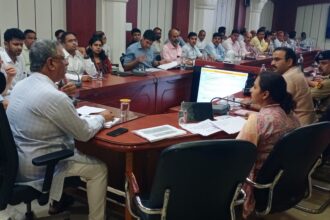 बजट घोषणाओं का हो समयबद्ध क्रियान्वयन, वरिष्ठ अधिकारी करें नियमित समीक्षा