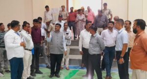 जिला कलक्टर, डीआरएम और पुलिस अधीक्षक ने योग दिवस समारोह के मद्देनजर किया स्टेडियम परिसर का निरीक्षण