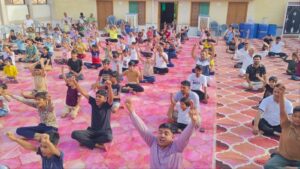 महापुरुष समारोह समिति के तत्वावधान में अन्तराष्ट्रीय योग दिवस के अवसर पर आयोजित हुआ भव्य योग महोत्सव