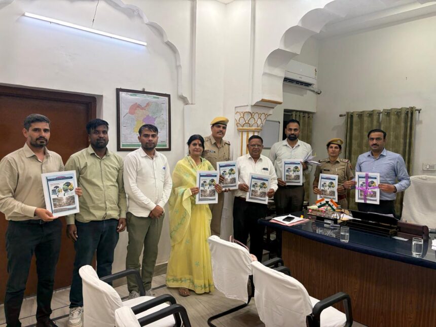 बाल कल्याण समिति की बैठक आयोजित, 'बचपन अनलॉक्ड' पुस्तक का हुआ विमोचन