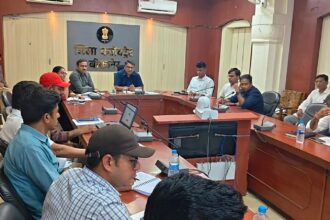 जिला कलेक्टर ने की ग्रामीण-शहरी सेवा शिविर, हरियालो राजस्थान और संपर्क पोर्टल की समीक्षा बैठक,गुणवत्तापूर्ण निस्तारण पर दिया जोर