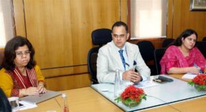 पीएम कुसुम, सूर्य घर योजना और दिवस कालीन विद्युत आपूर्ति की प्रगति की मुख्य सचिव ने की समीक्षा