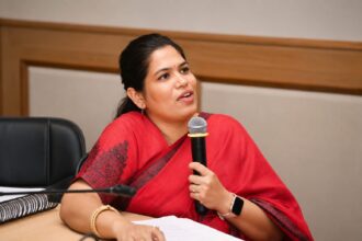 पत्रकारिता विभाग की शोधार्थी ऐश्वर्या माथुर को पीएचडी की उपाधि