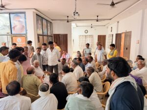 विधायक सेवा केंद्र पर जनसुनवाई: विधायक ताराचंद सारस्वत ने सुनीं ग्रामीणों की समस्याएं, कई मामलों का मौके पर समाधान