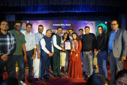 नायाब मिधा ने कहानियों, कविताओं और भावनाओं से रच दी अविस्मरणीय शाम