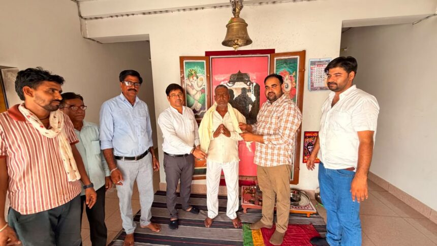 भाजपा शहर मंडल ने संत शिरोमणि श्री गुरु रविदास जी महाराज समरसता संकल्प अभियान के तहत दिया सामाजिक समरसता का संदेश