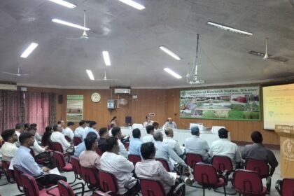 कृषि अधिकारियों की मासिक तकनीकी कार्यशाला व खण्डीय समीक्षा बैठक वर्चुअल मोड पर हुई आयोजित