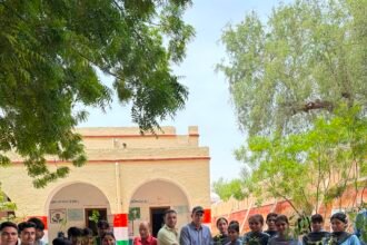 हरयालों राजस्थान अभियान के तहत भीनासर विद्यालय में 500 से अधिक पौधों का वितरण, विद्यार्थियों ने लिया पर्यावरण संरक्षण का संकल्प