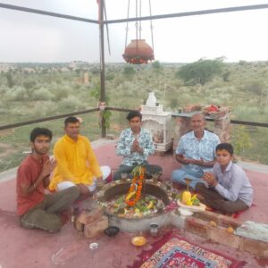 बाल पर्यावरण प्रेमी वैदिक सोनी ने शिवालय को पौधों से सजाकर अभिषेक किया और दिया पर्यावरण संरक्षण का संदेश
