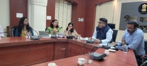 राज्य निर्वाचन आयोग द्वारा निर्धारित कैलेंडर के अनुसार समस्त गतिविधियों का समयबद्ध क्रियान्वयन सुनिश्चित करें रिटर्निंग अधिकारी