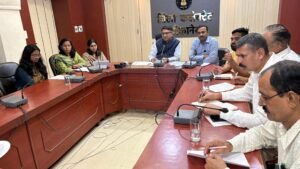 राज्य निर्वाचन आयोग द्वारा निर्धारित कैलेंडर के अनुसार समस्त गतिविधियों का समयबद्ध क्रियान्वयन सुनिश्चित करें रिटर्निंग अधिकारी