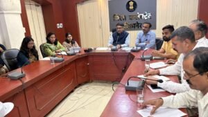 राज्य निर्वाचन आयोग द्वारा निर्धारित कैलेंडर के अनुसार समस्त गतिविधियों का समयबद्ध क्रियान्वयन सुनिश्चित करें रिटर्निंग अधिकारी