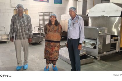 अक्षय पात्र की केंद्रीयकृत रसोई का सीईओ शैलजा पांडे ने किया औचक निरीक्षण