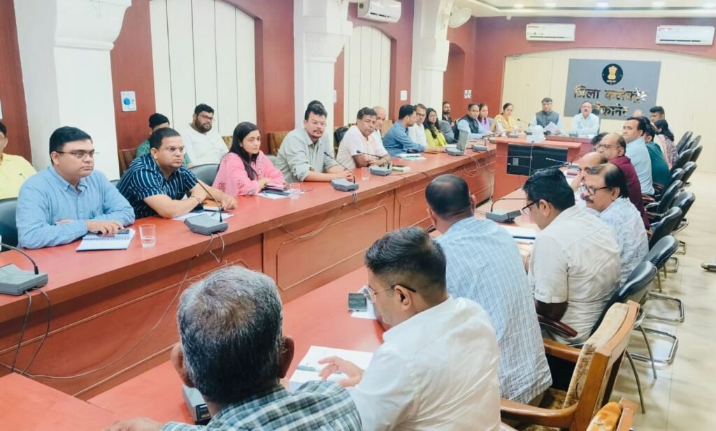 हरियालो राजस्थान अभियान में पौधों की संख्या के साथ सर्वाइवल पर भी दें जोर: जिला प्रभारी सचिव