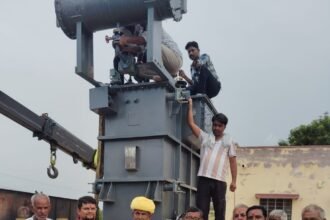 तोलियासर में 3.15 एमवीए का अतिरिक्त पावर ट्रांसफार्मर लगने पर ग्रामीणों ने जताया विधायक का आभार