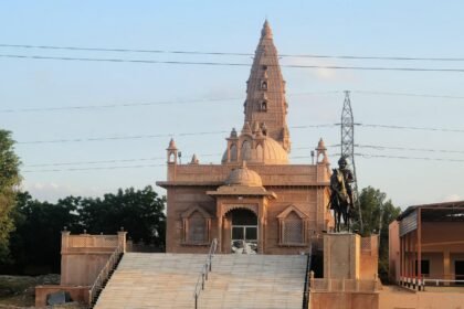 क्षेत्र के प्रसिद्ध वीर तेजाजी मंदिर में तेजा दशमी को होगे विशेष कार्यक्रम,मेले की हो रही है तैयारियां