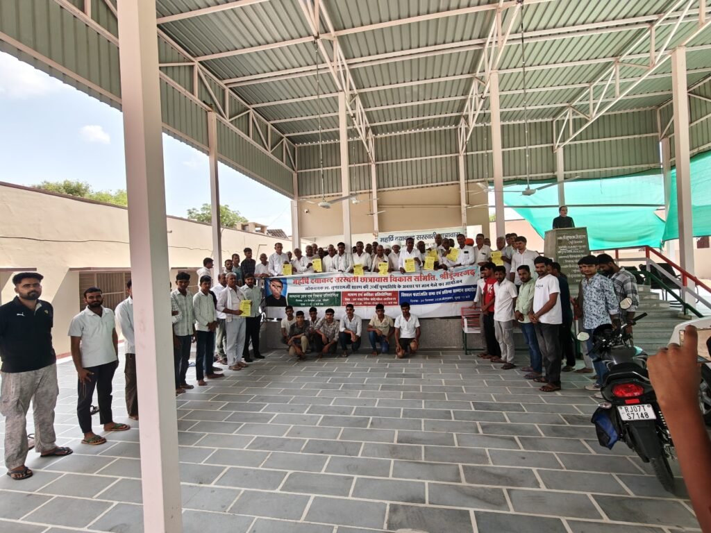 लोकनायक लूणाराम सारण की पुण्यतिथि पर आयोजित कार्यक्रमों के पोस्टर का विमोचन
