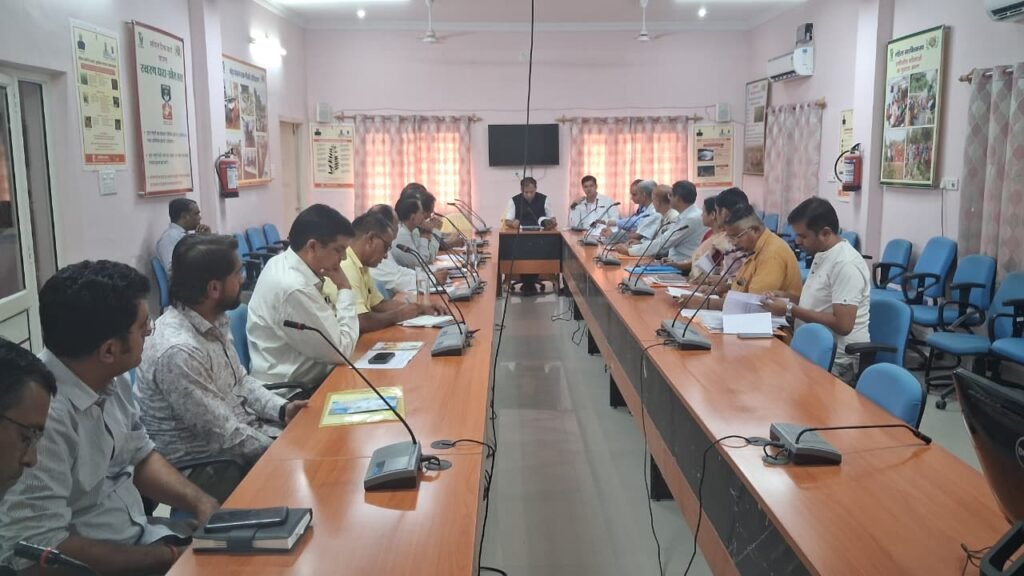 प्रधानमंत्री धन-धान्य कृषि योजना की समीक्षा बैठक आयोजित