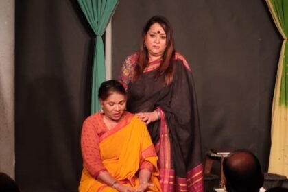 रुबरू थिएटर दिल्ली की प्रस्तुति नाटक ढलती साँझ की नई सुबह का एलटीजी ऑडिटोरियम में सफल मंचन 