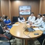 पंचायती राज आम चुनाव : तृतीय रेंडमाइजेशन में कार्मिकों को आवंटित हुए मतदान केंद्र, रिटर्निंग अधिकारियों को ग्राम पंचायतें आवंटित