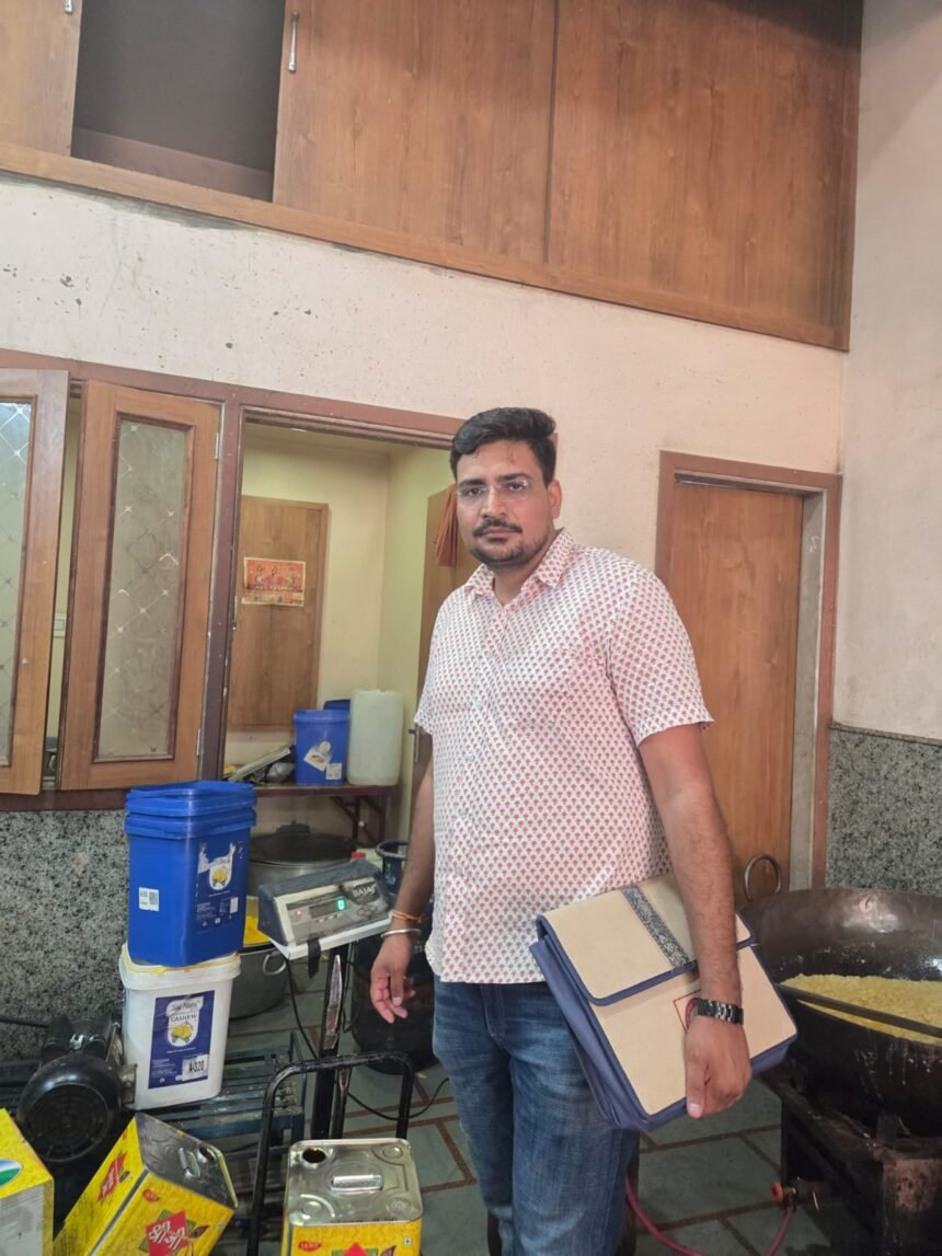 उपभोक्ता हितों की सुरक्षा हेतु विभाग सख्त, बीकानेर जिले में इंडस्ट्रीज पर डिब्बा बंद वस्तुओं पर औचक निरीक्षण अभियान