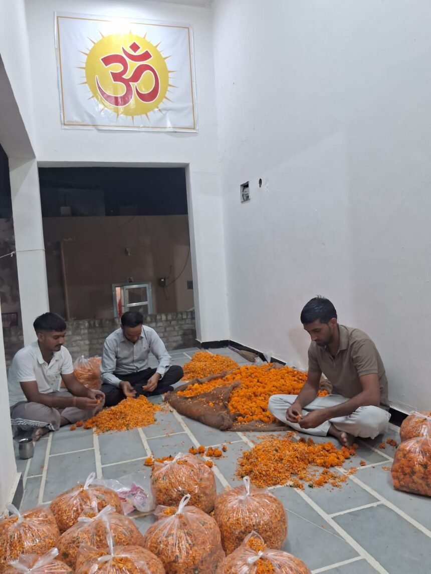 पथ संचलन की भव्य तैयारियों को साकार करने में जुटे स्वयंसेवक