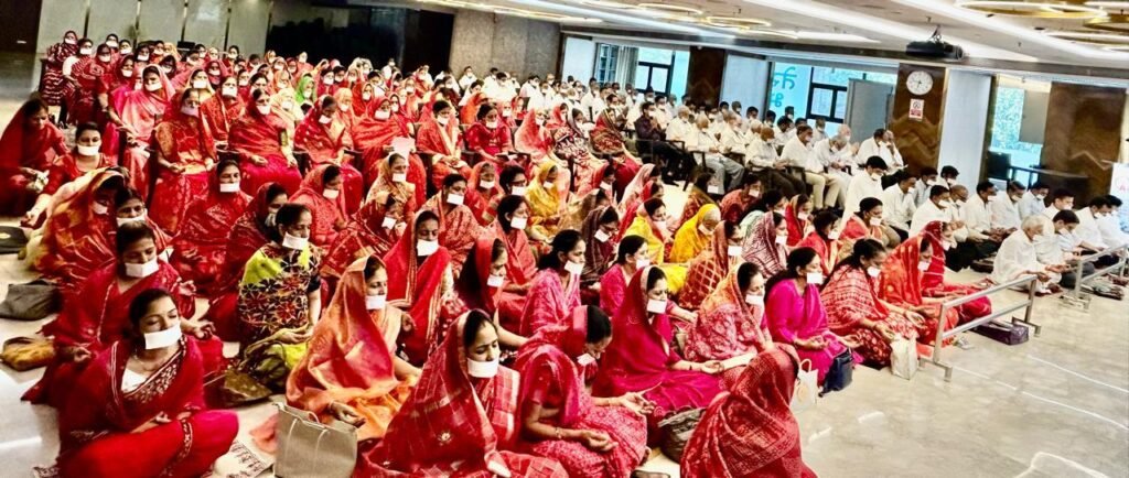 चेम्बूर में शरद पूर्णिमा पर विशेष कार्यक्रम, साध्वी निर्वाणश्रीजी ने बताया चंद्र ध्यान का महत्व